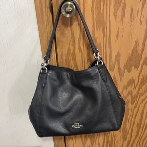 Hallie Shoulder Bag